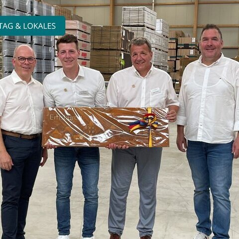 Holz Tusche Opening Gruppenfoto