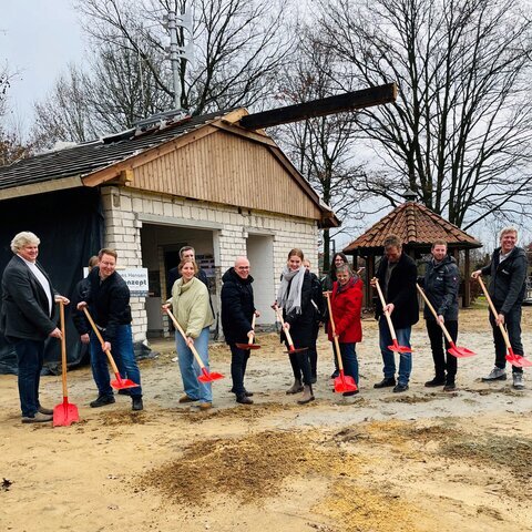 Spatenstich Helschen Gruppenbild