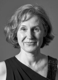 Foto 2 Renner schwarz weiß 2021 Foto 2 Renner schwarz weiß 2021